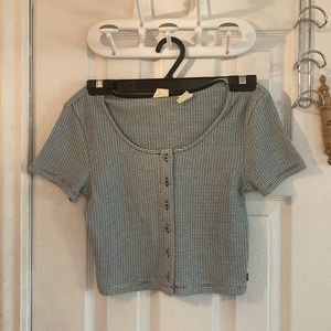 Levi’s short sleeve each top
